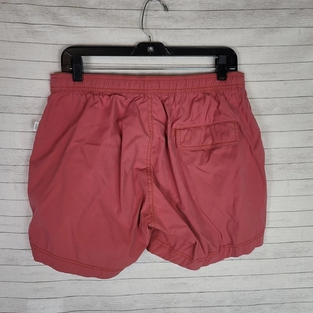 ONIA CALDER 6E SWIM TRUNKS IN BURNT RED, sz MEDIUM